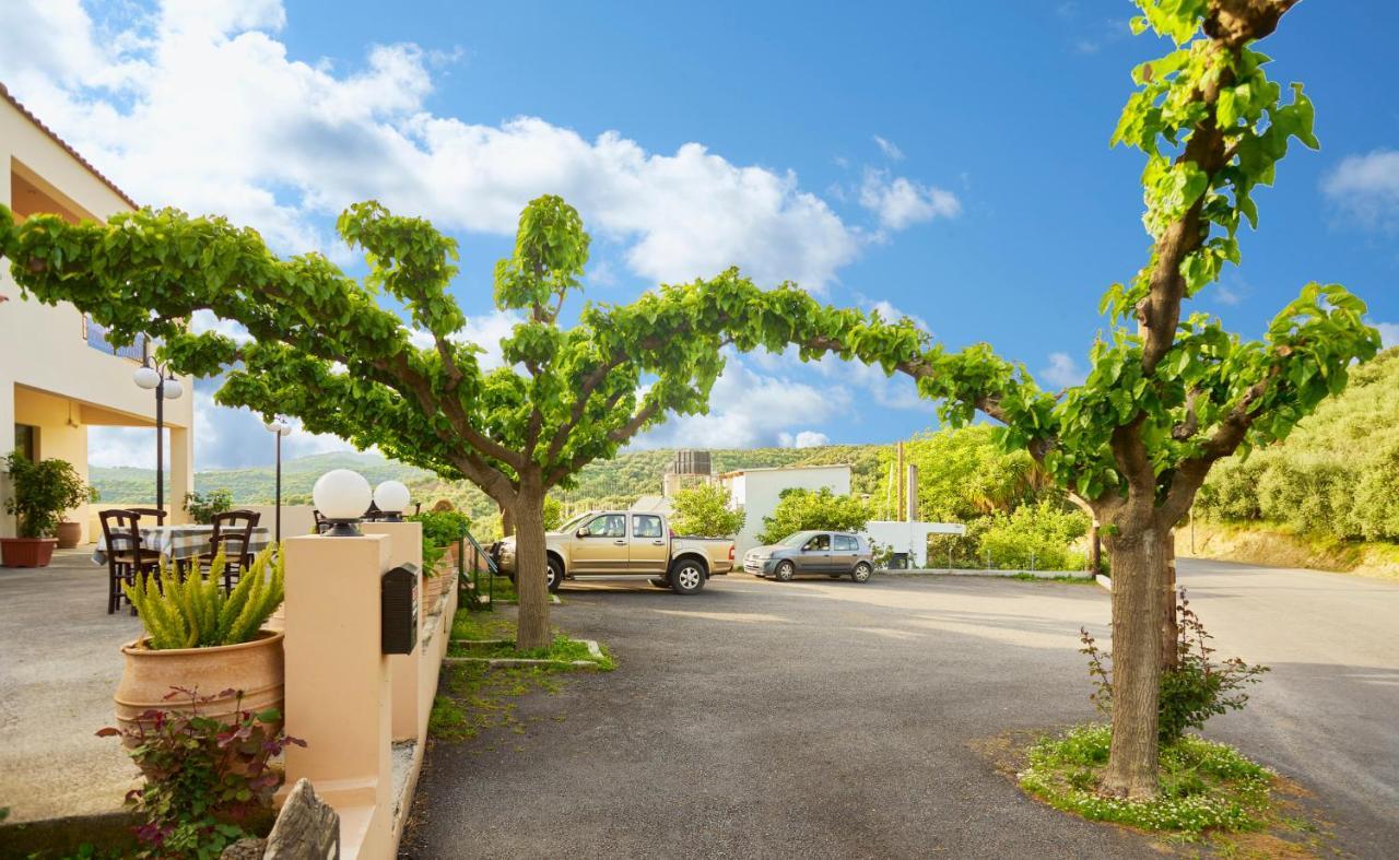 Apartments Gonies - Afroditi Goníai エクステリア 写真